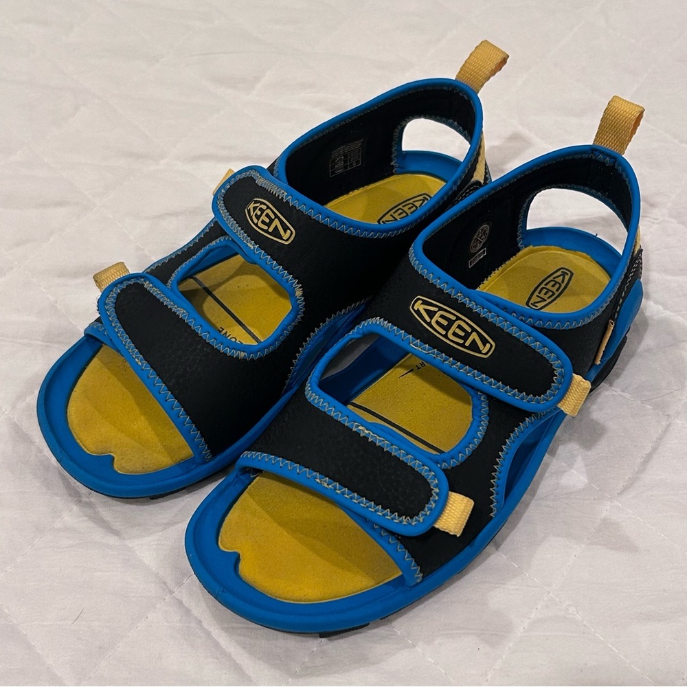 KEEN Knotch River Outdoor Water Shoe Sandal 2 Strap Waterproof Kid US2 EU34 Blue